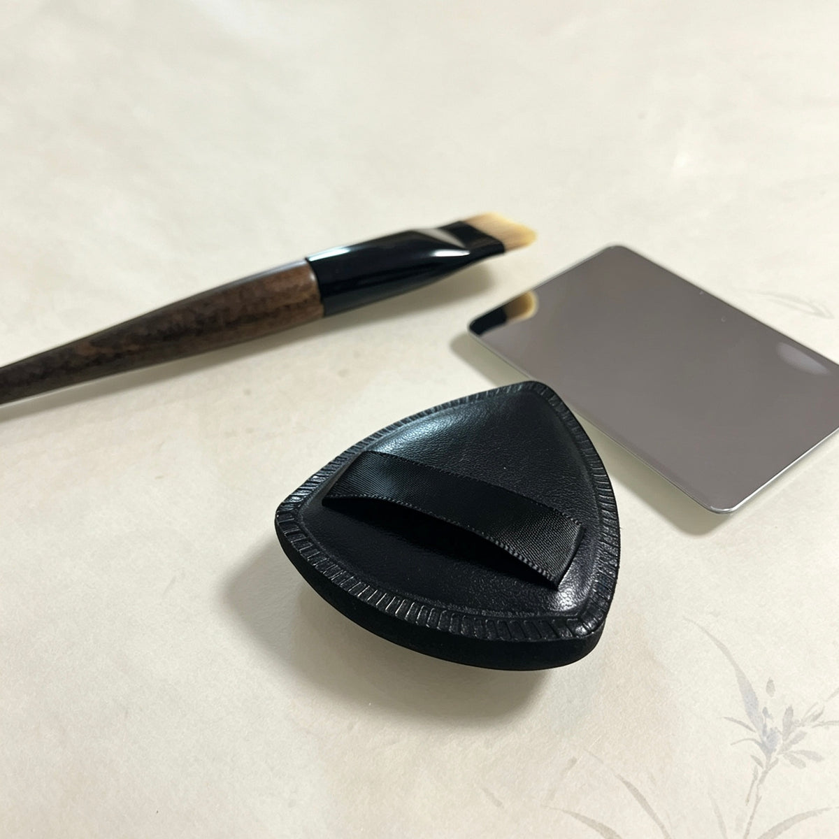 Premium Base Makeup Kit – Foundation Brush, Powder Puff & Makeup Mixing Palette | 4 Brush Shapes Available